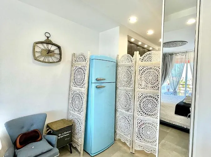 Apart-hotel Sweet Deluxe Playa de las Americas (Tenerife)