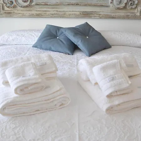 Sweet Deluxe Apart-hotel 4*